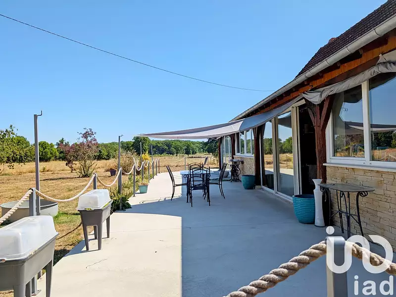 Maison, 196 m²