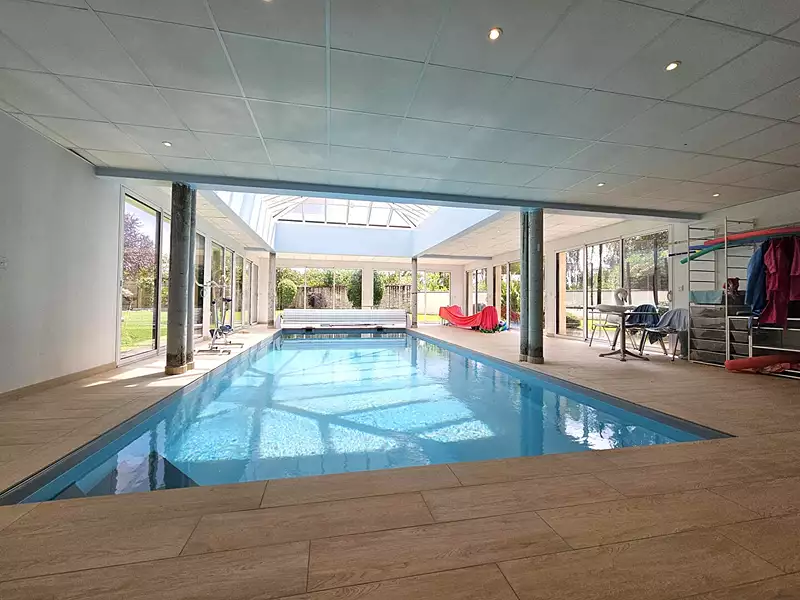 Maison, 530 m²