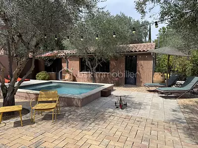 Maison, 162 m²