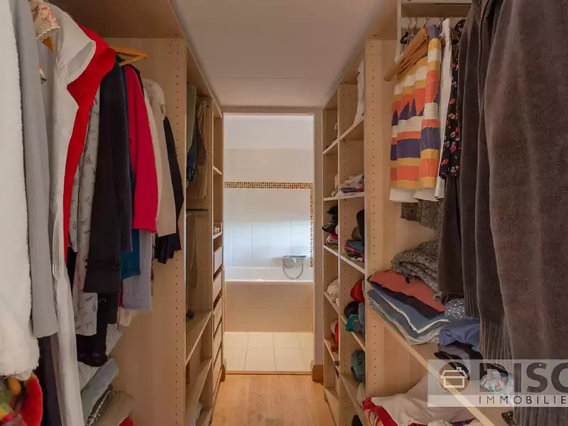 Maison, 272 m²