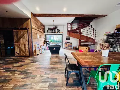 Maison, 200 m²