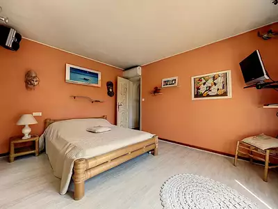 Maison, 245 m²