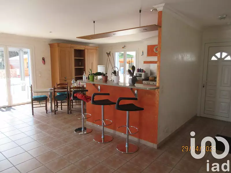 Maison, 198 m²