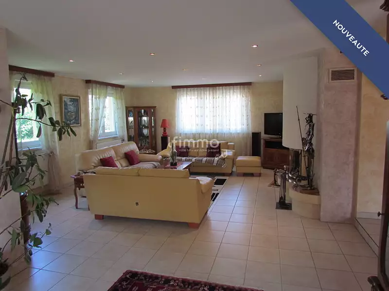 Maison, 206 m²