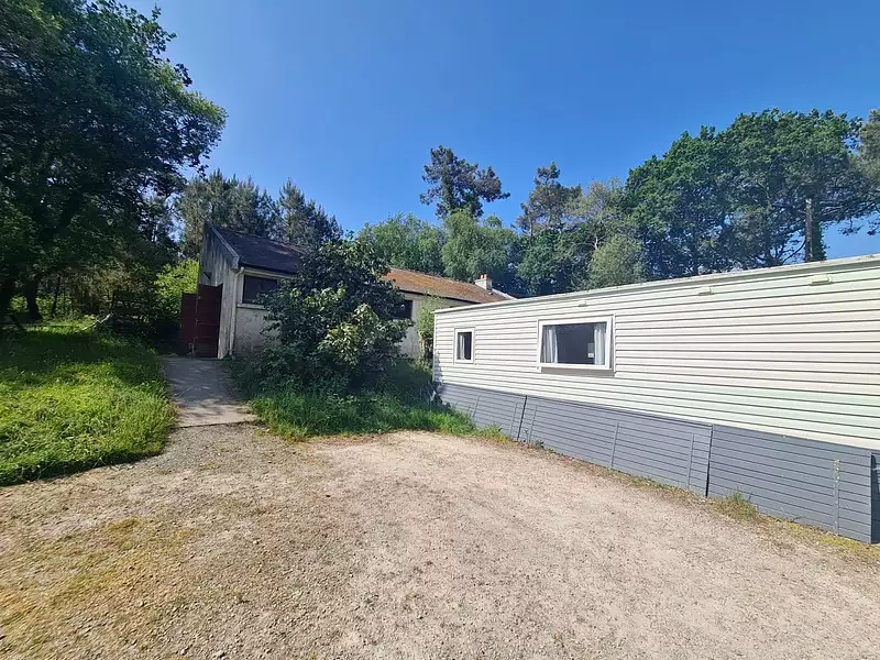 Terrain, 40 920 m²