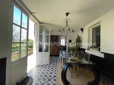 Maison, 530 m²