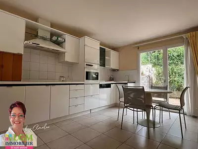 Maison, 180 m²