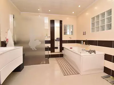 Maison, 216 m²
