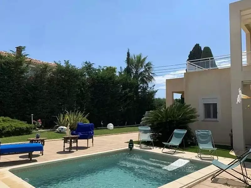 Maison, 334 m²