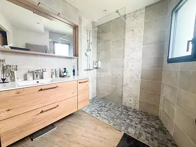 Maison, 137 m²