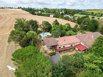 Maison, 233 m²