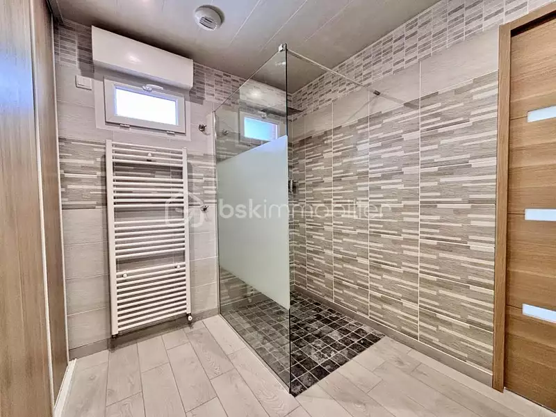 Maison, 101 m²