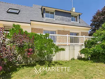 Maison, 176 m²