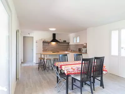 Maison, 166 m²