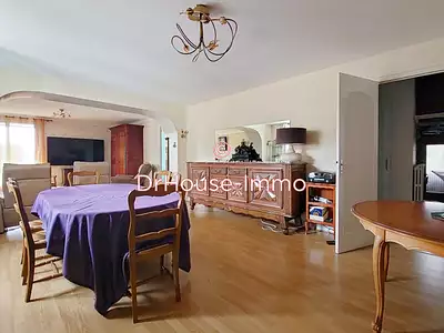 Maison, 193,69 m²