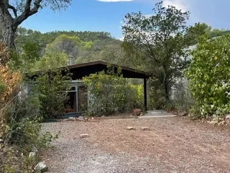 Terrain, 381 m²