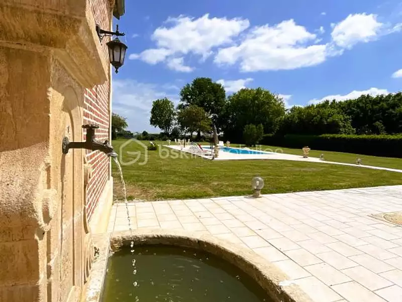 Maison, 380 m²