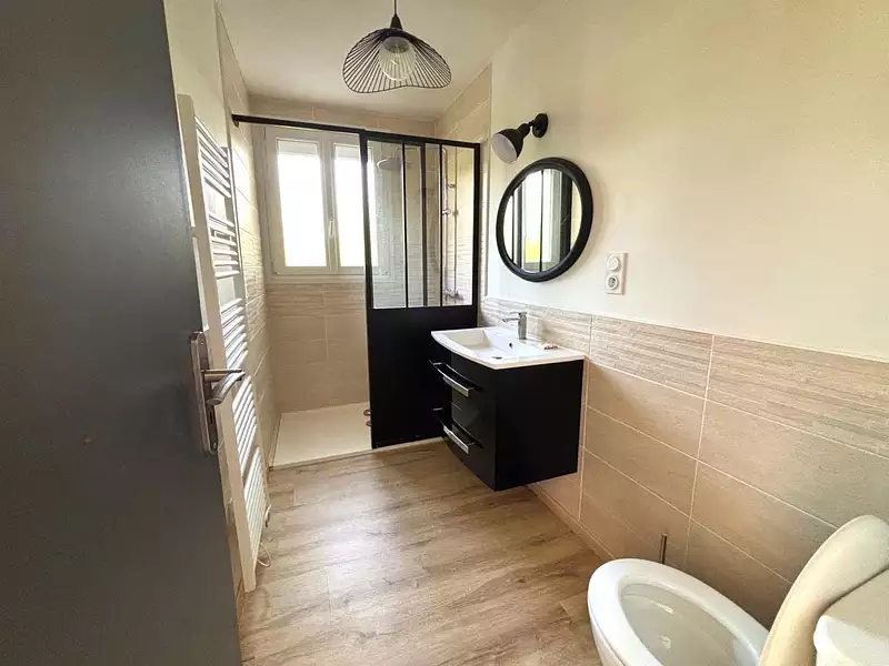 Maison, 77 m²