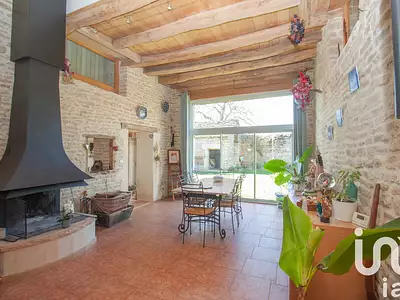 Maison, 280 m²