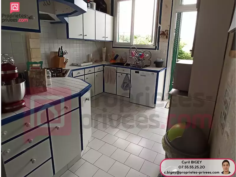 Maison, 210 m²