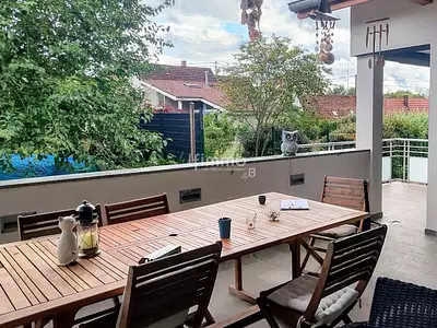 Immeuble, 183 m²
