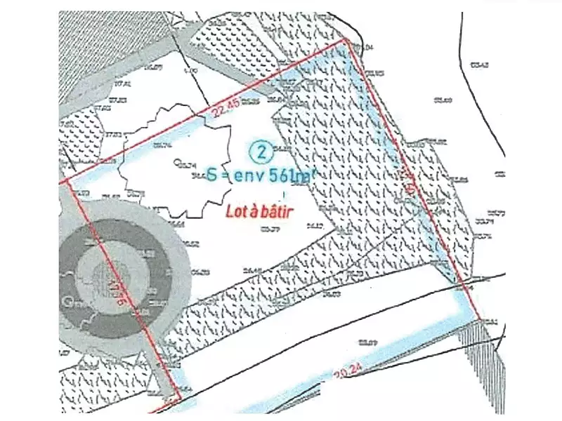Terrain, 561 m²