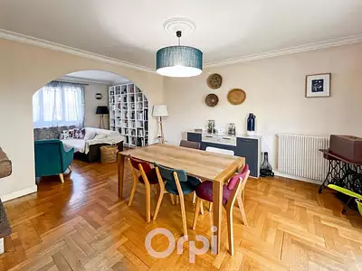 Maison, 99 m²