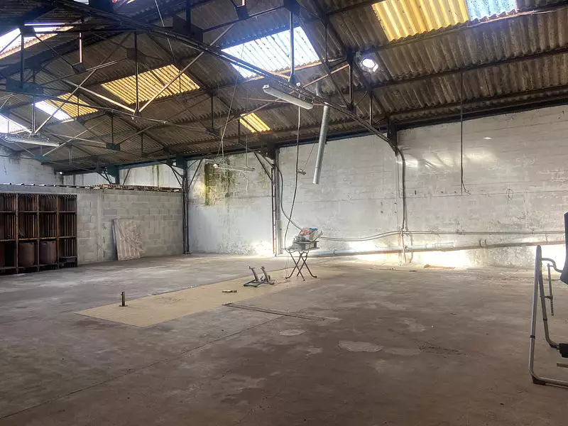 Parking, 600 m²