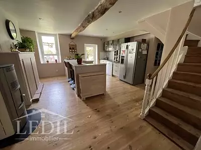 Maison, 146 m²