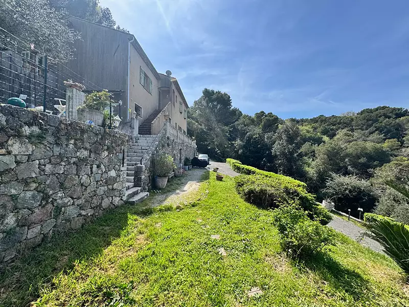 Maison, 190 m²