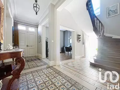 Maison, 240 m²
