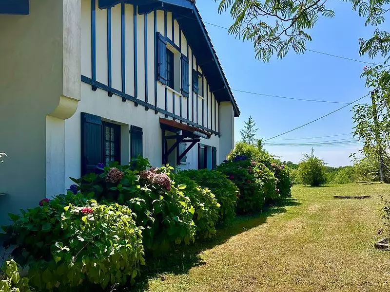 Maison, 140 m²