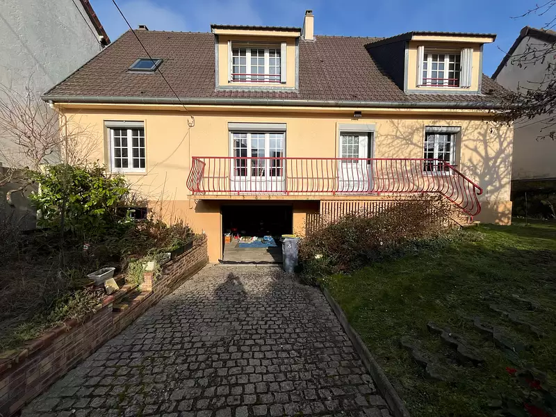 Maison, 162 m²