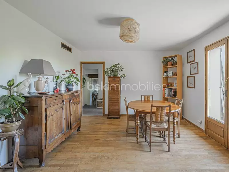Maison, 187 m²