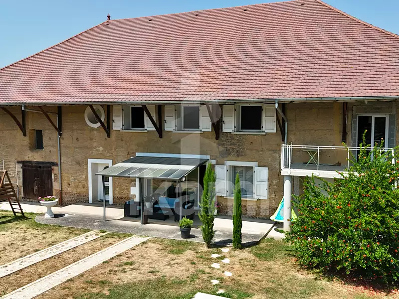 Maison, 280 m²