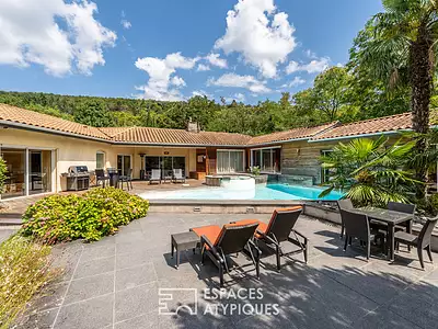 Maison, 330 m²
