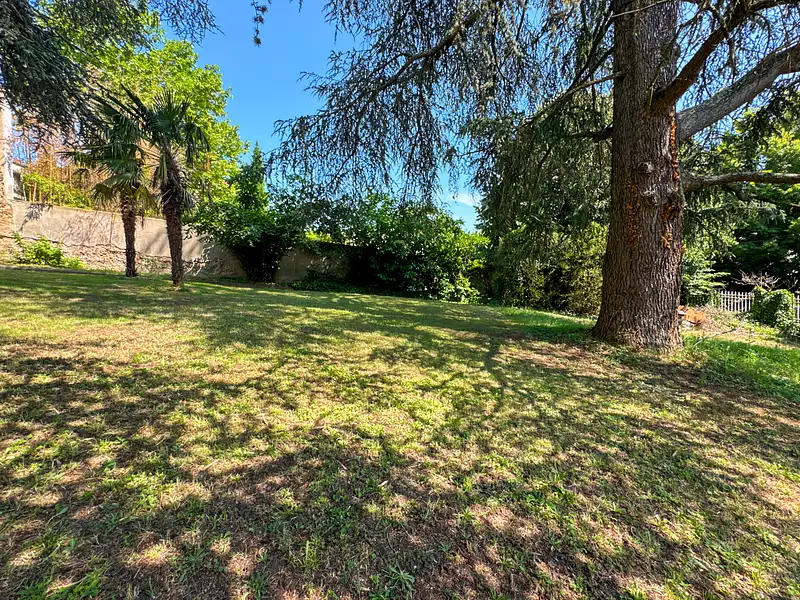Terrain, 400 m²