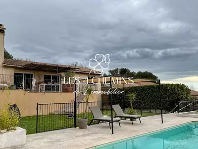 Maison, 220 m²