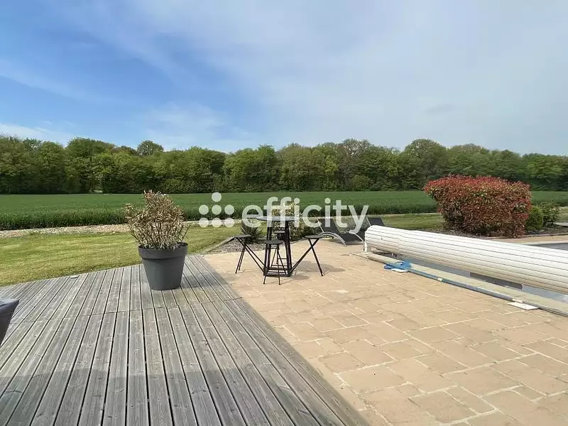 Maison, 300 m²