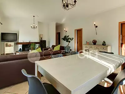 Maison, 201 m²