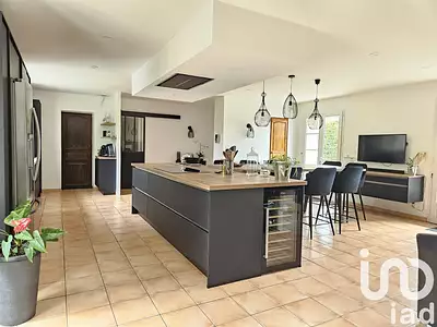 Maison, 193 m²