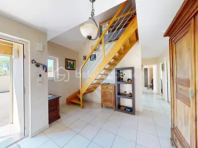Maison, 163 m²