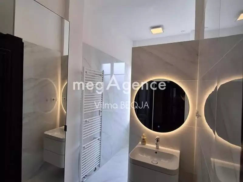 Maison, 285 m²