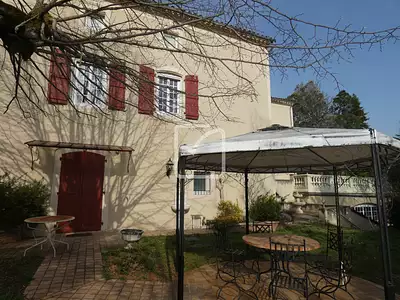 Maison, 233 m²