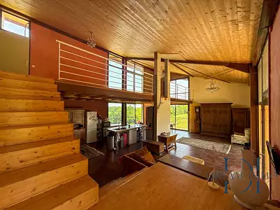 Maison, 213 m²
