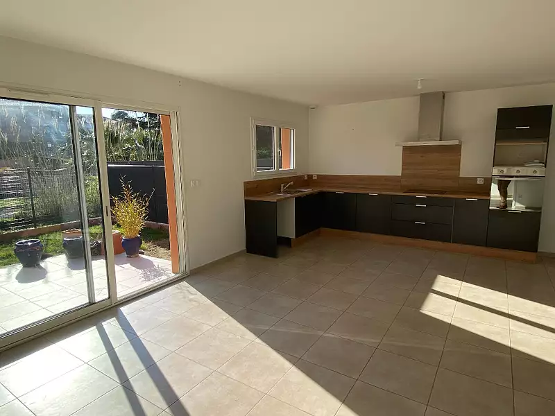 Maison, 83 m²