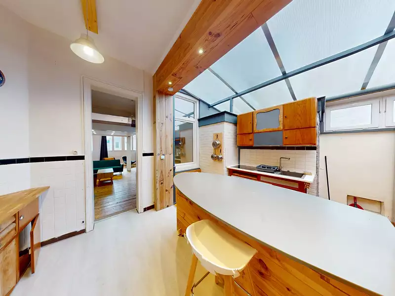 Immeuble, 137 m²