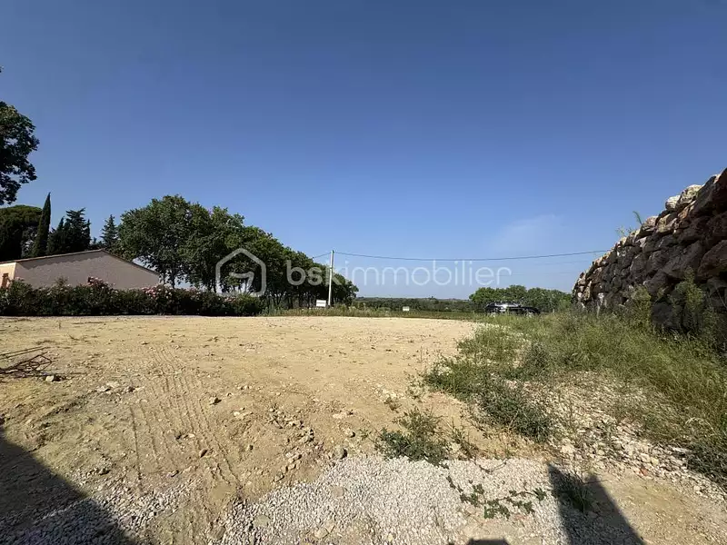 Terrain, 576 m²