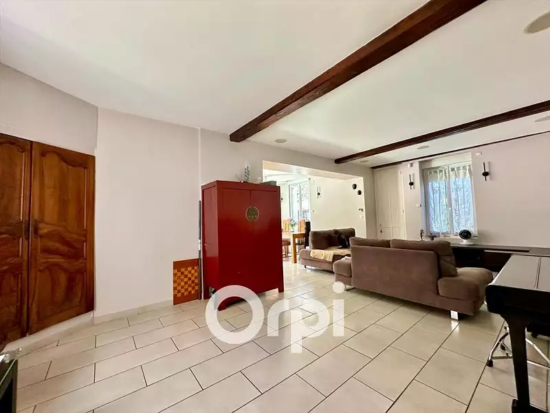 Maison, 224 m²