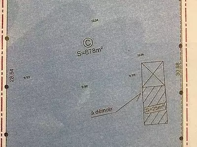 Terrain, 678 m²